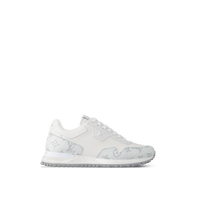 Sneaker Run Away