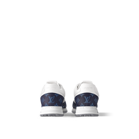 Sneaker Run Away