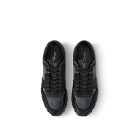 Sneaker Run Away